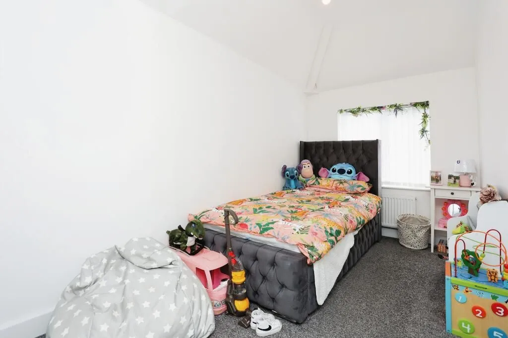 Leicester Forest East, Leicester, Leicestershire, LE3 3JP - Online Auctions