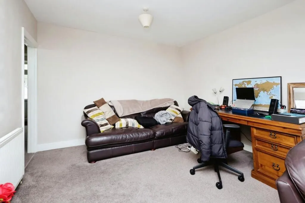 Eastbourne, East Sussex, BN22 9QE - Online Auctions
