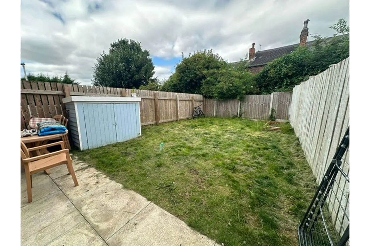 Leeds, West Yorkshire, LS12 4FF - Online Auctions