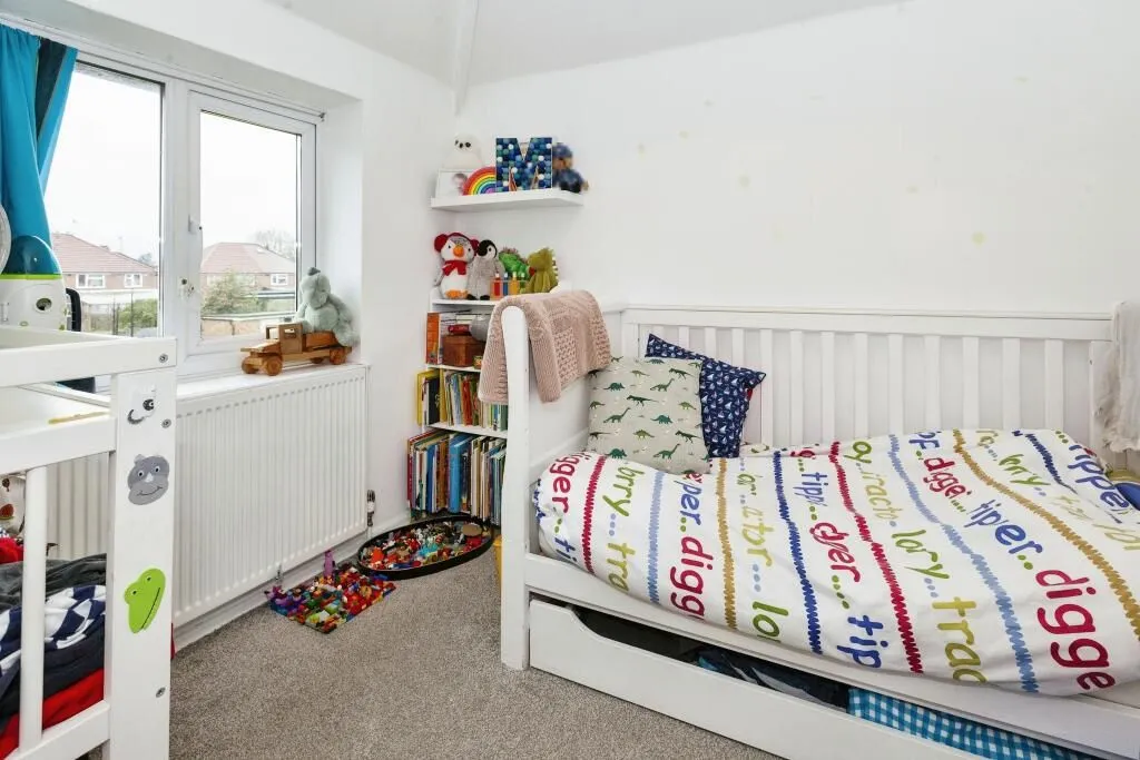 Slough, Berkshire, SL2 1DT - Online Auctions