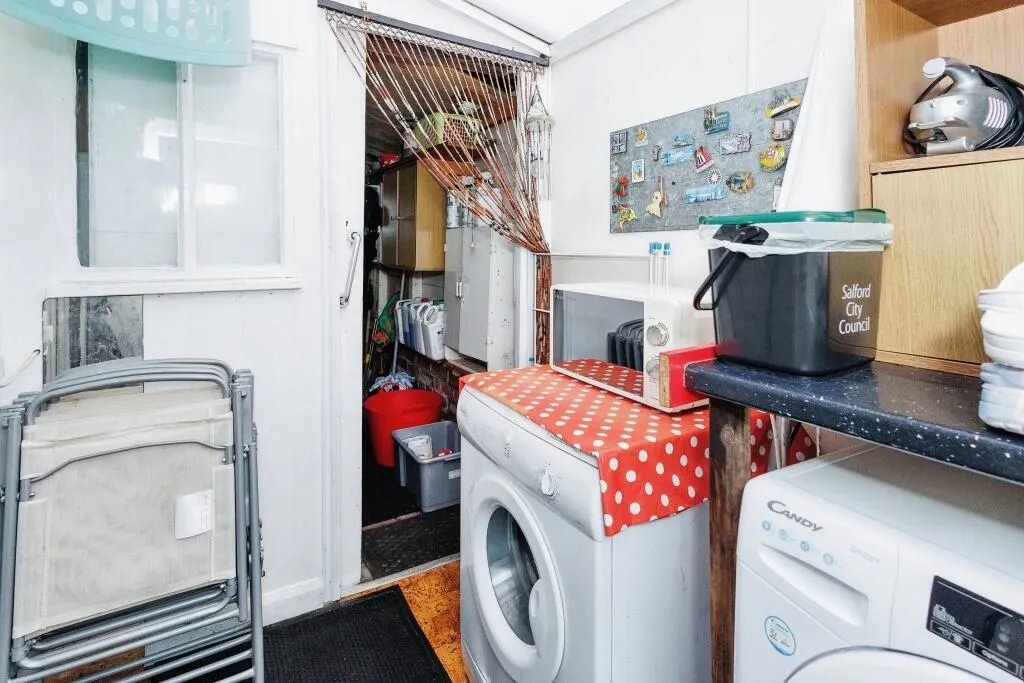 Little Hulton, Manchester, Lancashire, M38 9GL - Online Auctions