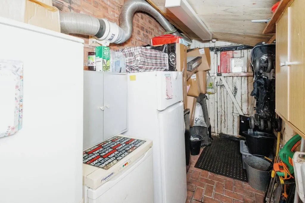 Little Hulton, Manchester, Lancashire, M38 9GL - Online Auctions