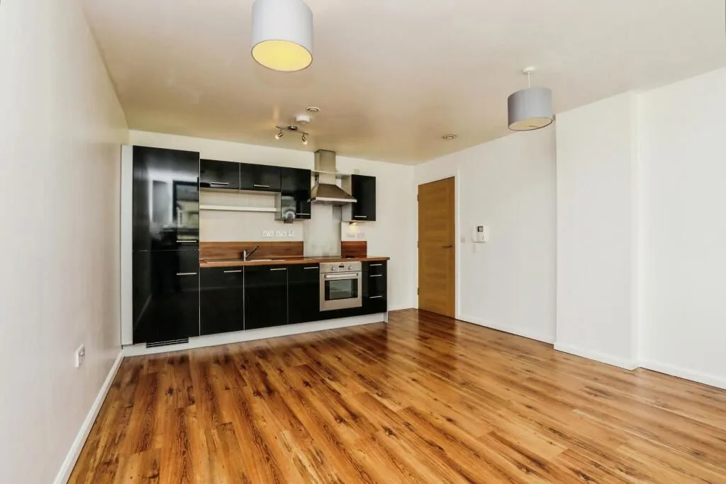 15 Mann Island, Liverpool, Merseyside, L3 1ER - Online Auctions
