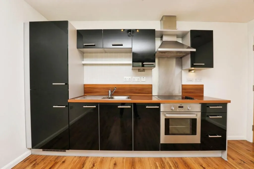 15 Mann Island, Liverpool, Merseyside, L3 1ER - Online Auctions
