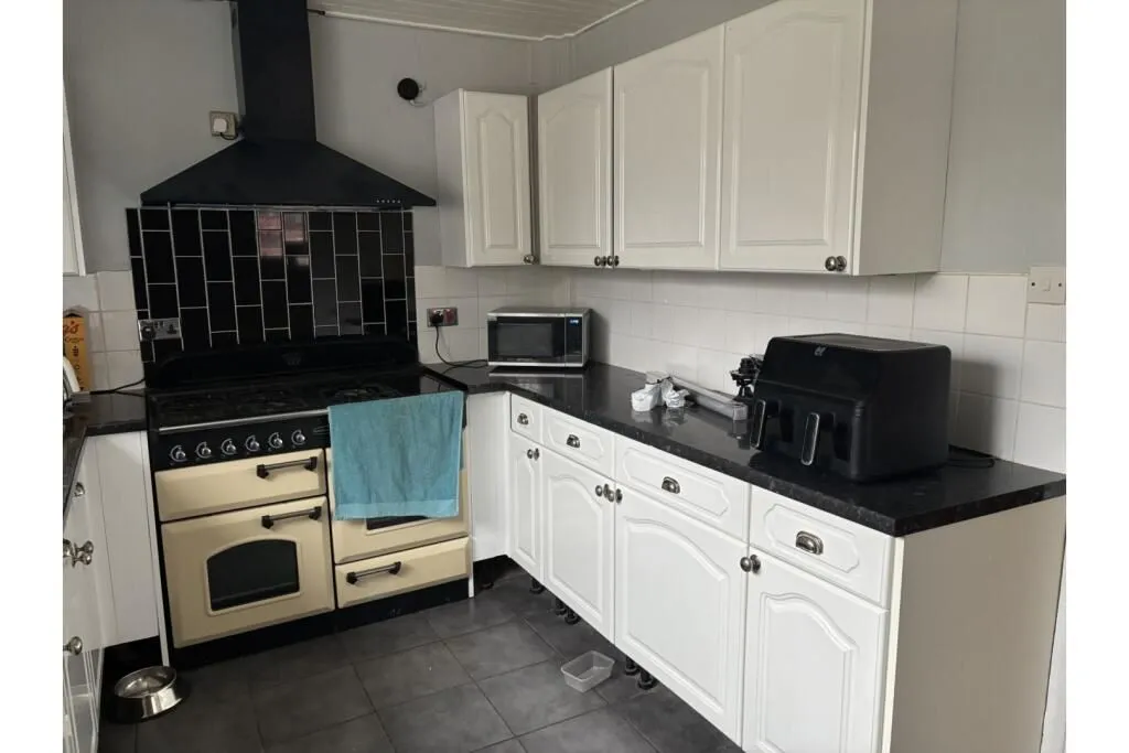 Carlisle, Cumbria, CA2 4BY - Online Auctions