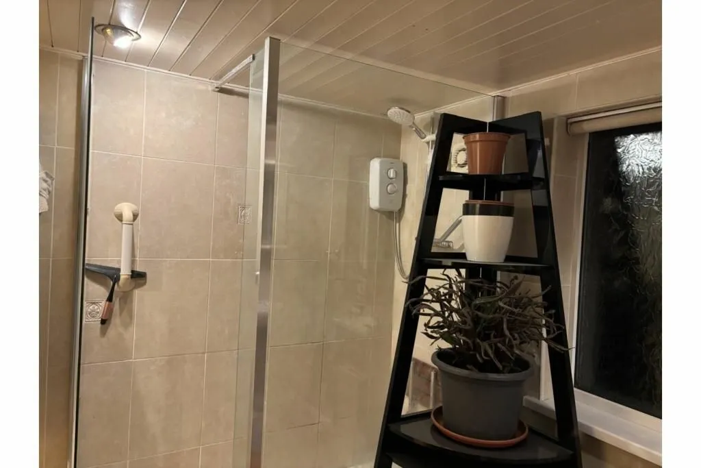 Carlisle, Cumbria, CA2 4BY - Online Auctions