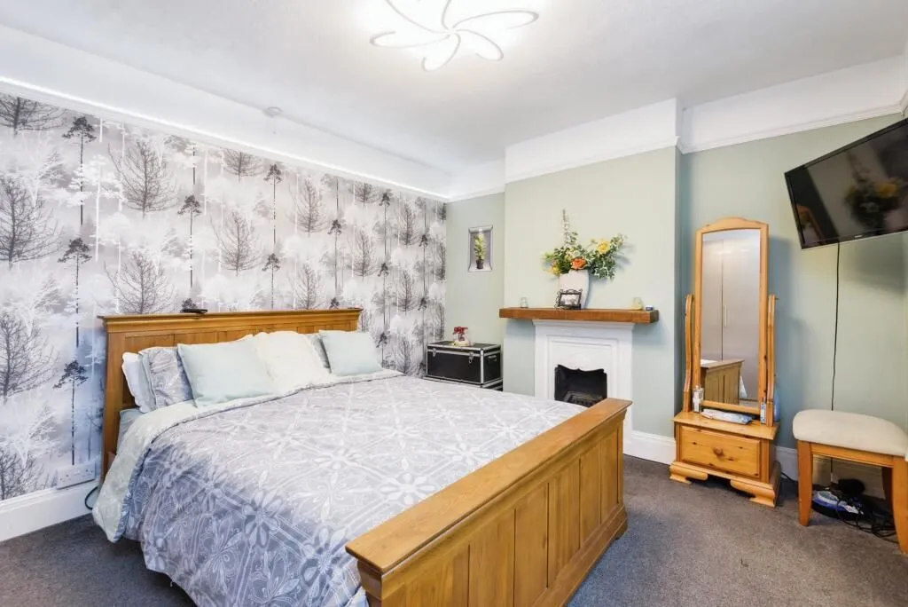 Ramsgate, Kent, CT12 6AJ - Online Auctions