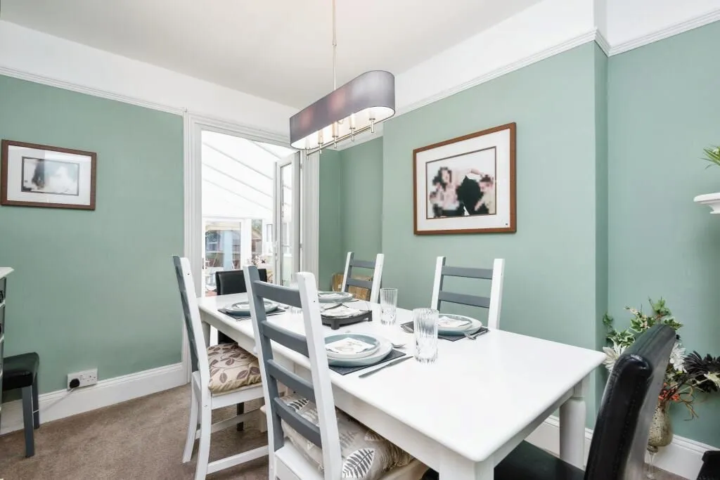 Ramsgate, Kent, CT12 6AJ - Online Auctions