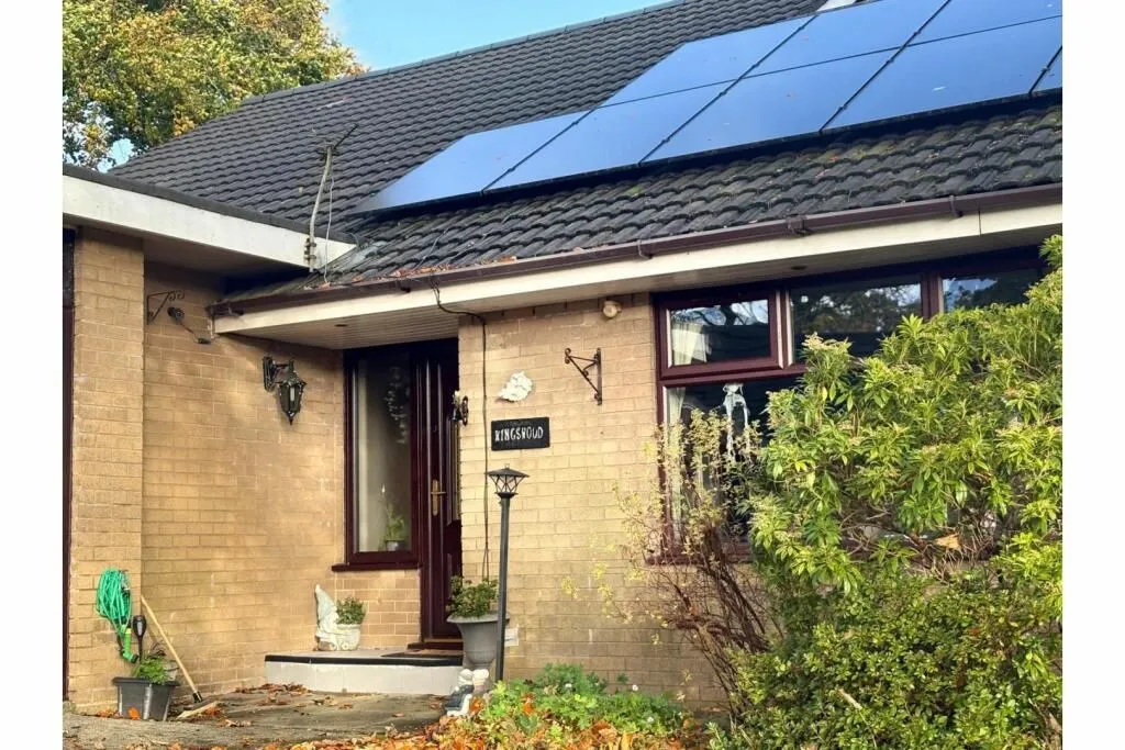 Turncroft Hall, Darwen, Lancashire, BB3 2BT - Online Auctions
