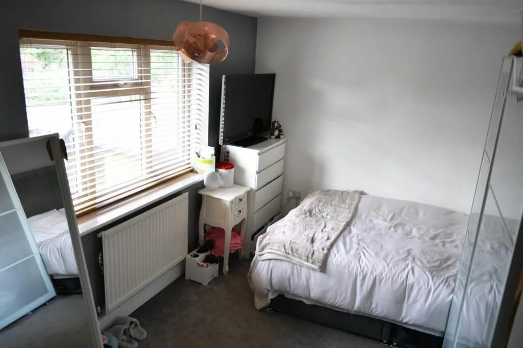 Long Eaton, Nottinghamshire, NG10 3QJ - Online Auctions