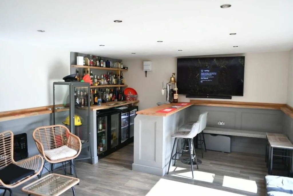 Long Eaton, Nottinghamshire, NG10 3QJ - Online Auctions
