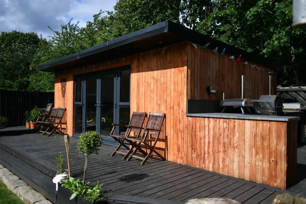 Long Eaton, Nottinghamshire, NG10 3QJ - Online Auctions