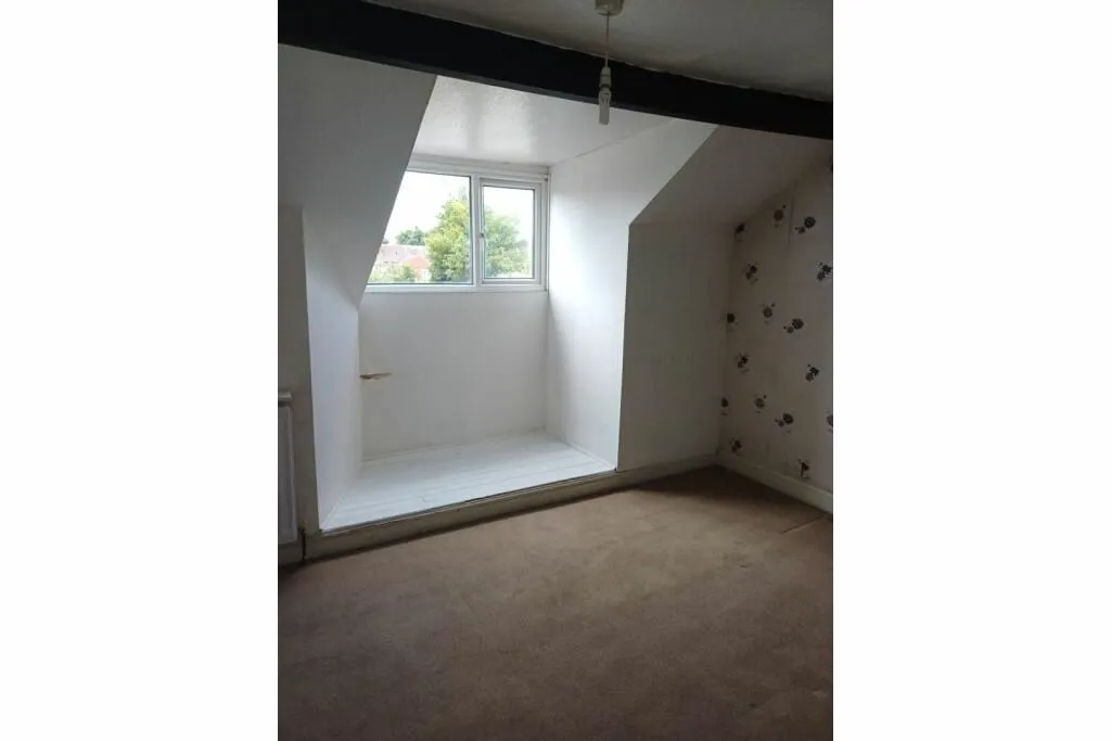 Kidderminster, Worcestershire, DY10 1SY - Online Auctions