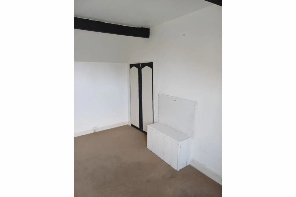 Kidderminster, Worcestershire, DY10 1SY - Online Auctions