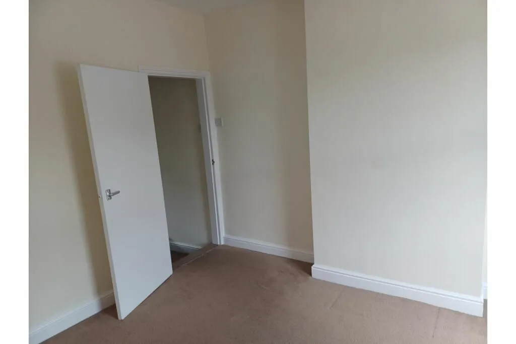 Kidderminster, Worcestershire, DY10 1SY - Online Auctions