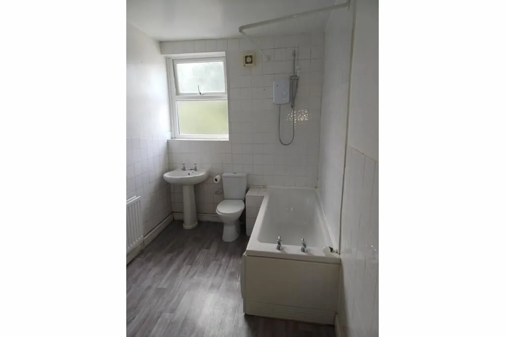 Kidderminster, Worcestershire, DY10 1SY - Online Auctions