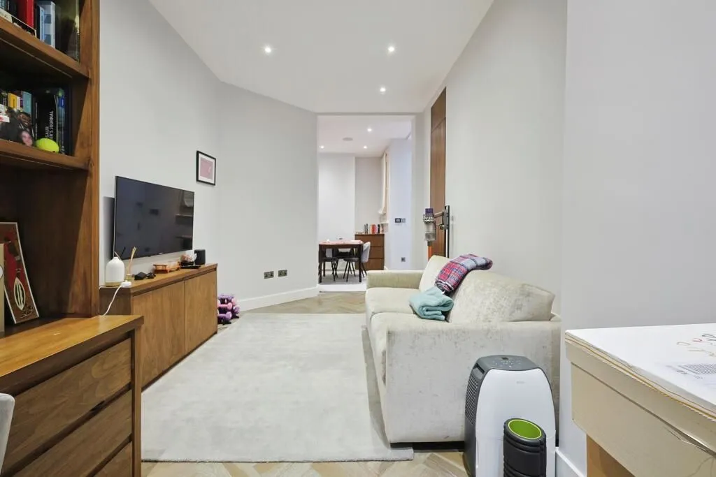 6-8 Maida Vale, London, W9 1TH - Online Auctions