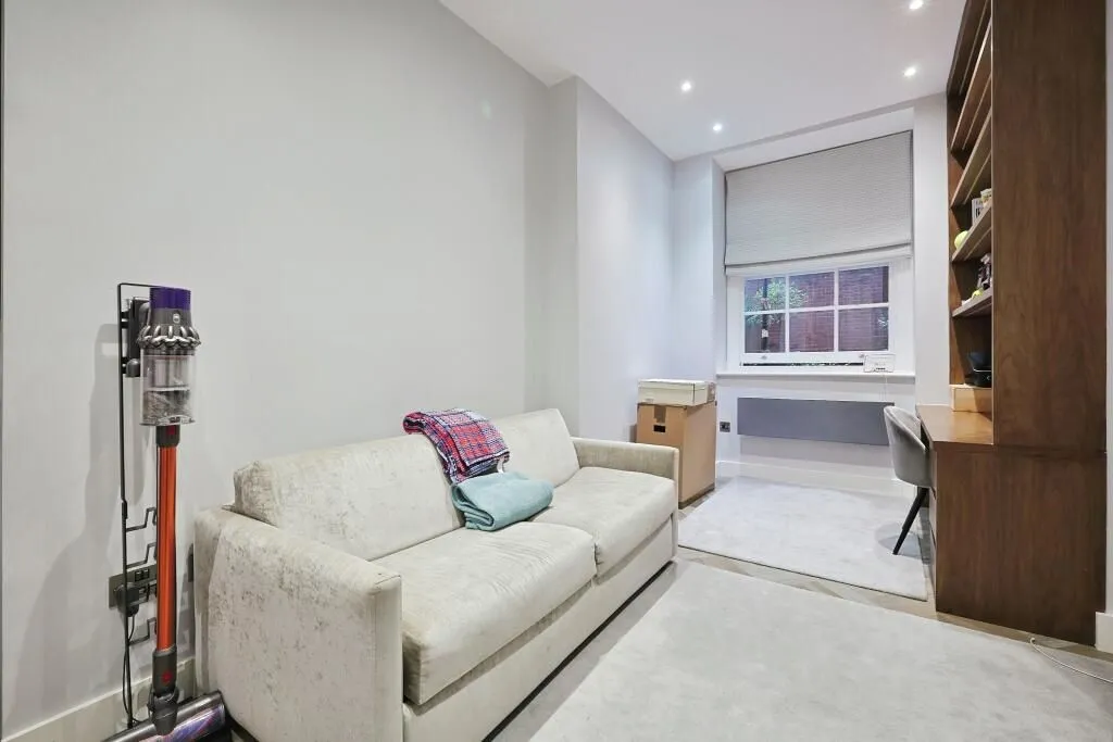 6-8 Maida Vale, London, W9 1TH - Online Auctions
