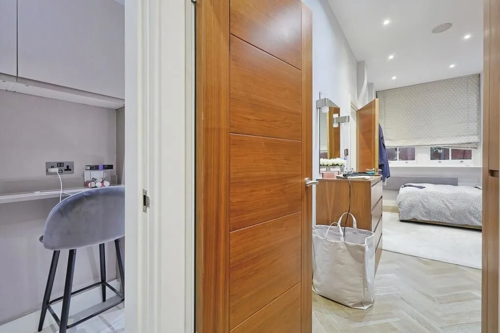 6-8 Maida Vale, London, W9 1TH - Online Auctions