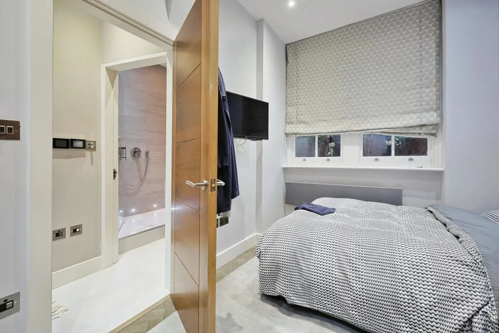 6-8 Maida Vale, London, W9 1TH - Online Auctions