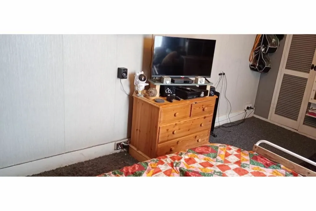 HOVE, Brighton & Hove, BN3 4LS - Online Auctions