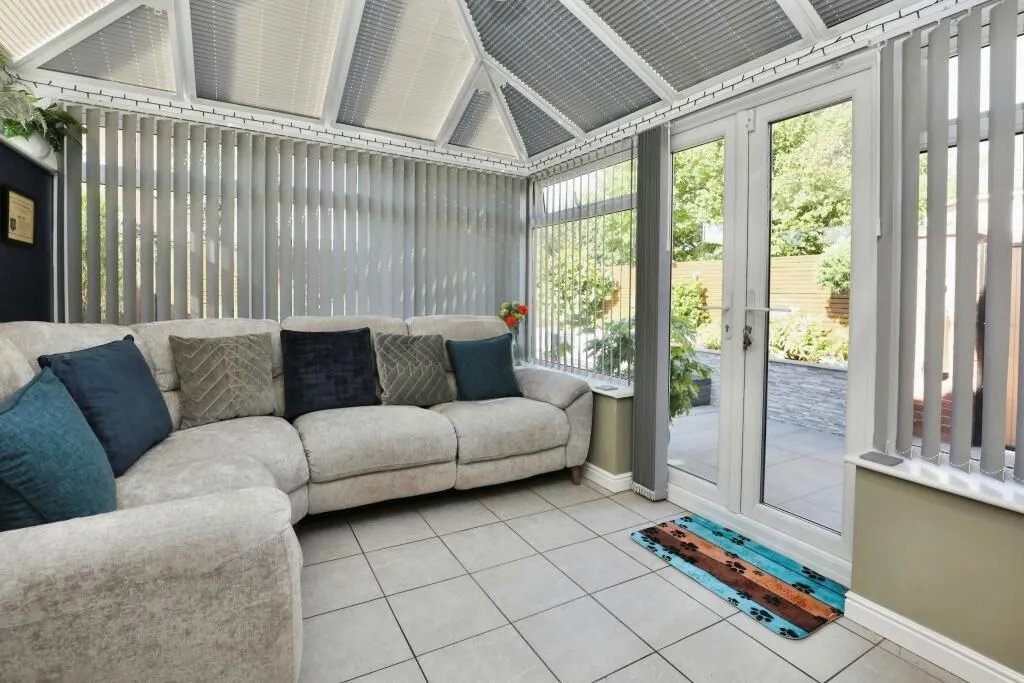 Bootle, Merseyside, L20 6GJ - Online Auctions