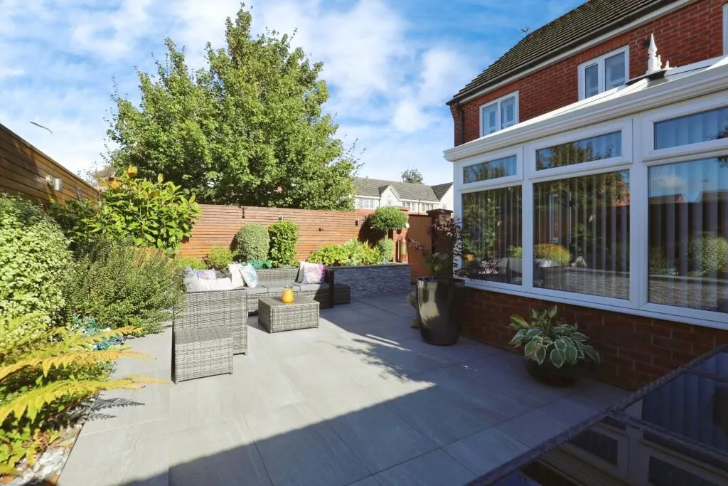 Bootle, Merseyside, L20 6GJ - Online Auctions