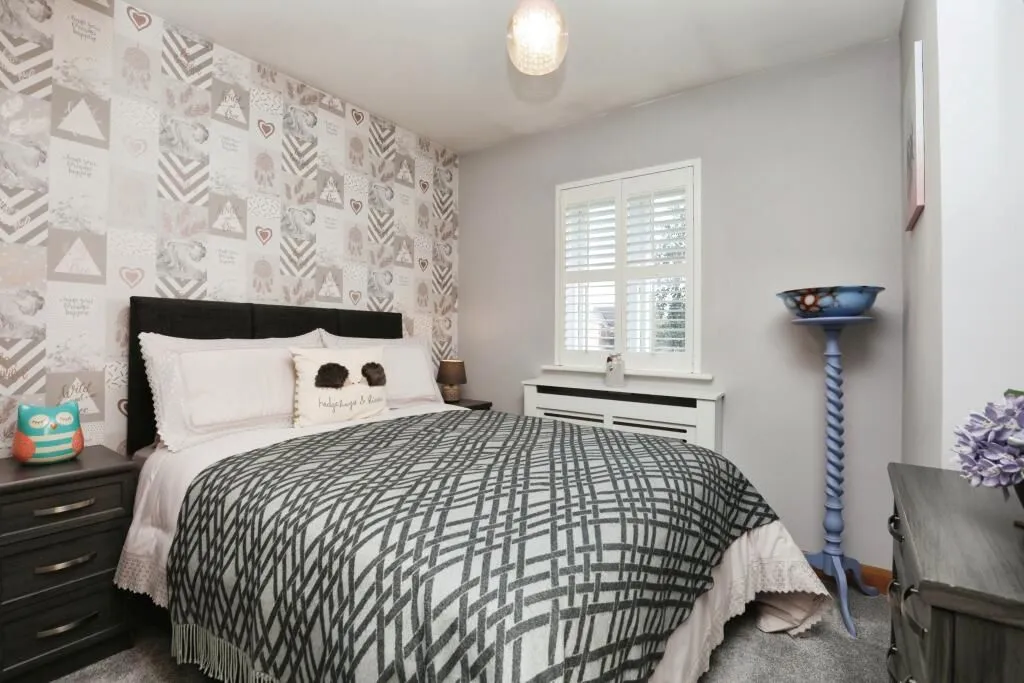 Bootle, Merseyside, L20 6GJ - Online Auctions