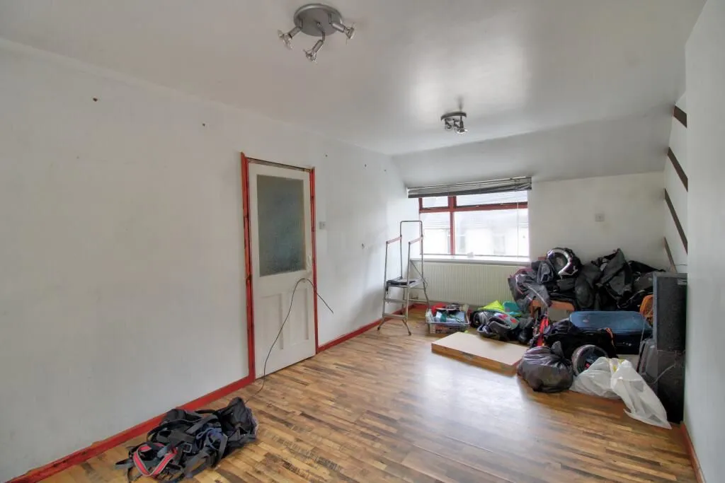 Tredegar, Gwent, NP22 4QT - Online Properties