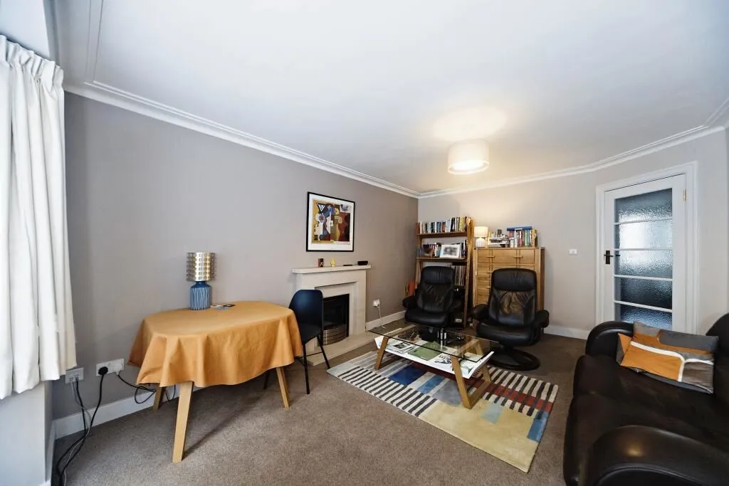 Streatham Court, Streatham High Road, London, SW16 1DL - Online Auctions