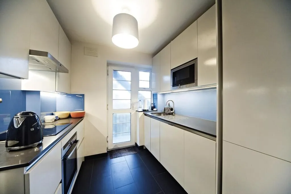 Streatham Court, Streatham High Road, London, SW16 1DL - Online Auctions