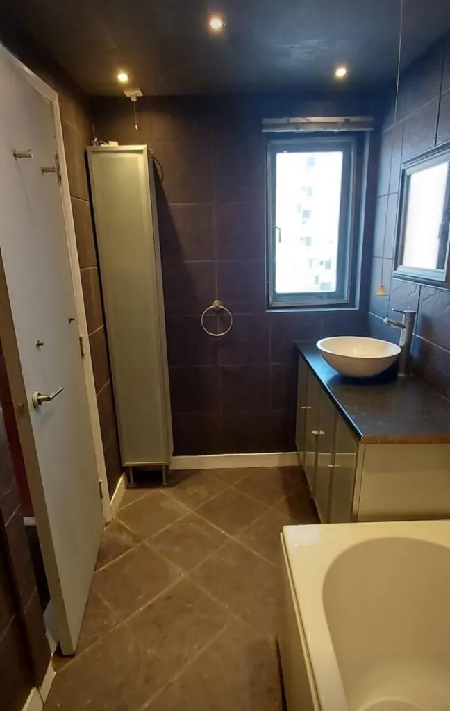 Nottingham, Nottinghamshire, NG7 1HH - Online Auctions