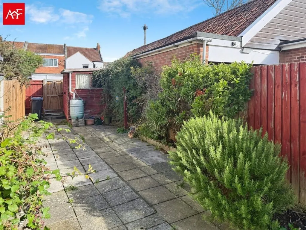 Burnham-on-Sea, Somerset, TA8 1PG - Online Auctions