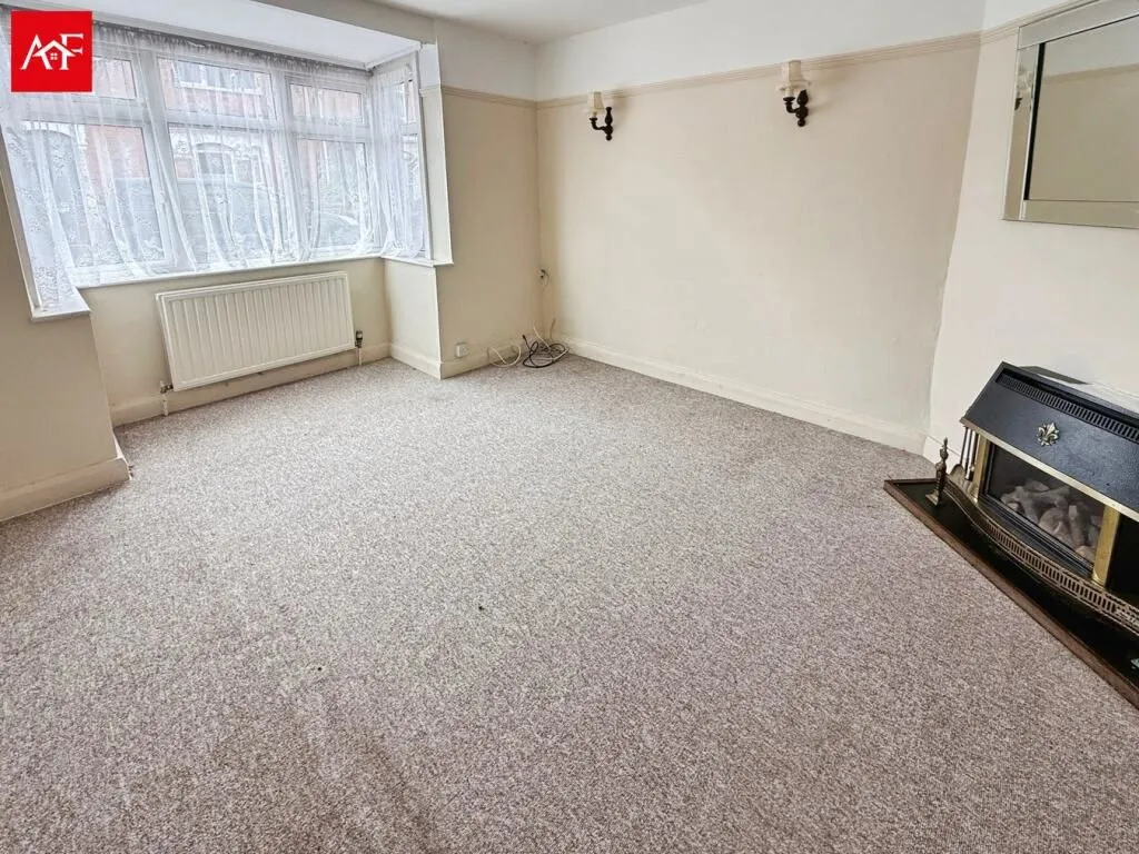 Burnham-on-Sea, Somerset, TA8 1PG - Online Auctions