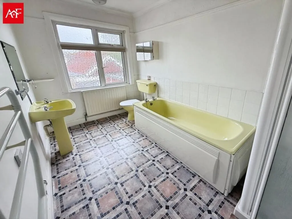 Burnham-on-Sea, Somerset, TA8 1PG - Online Auctions