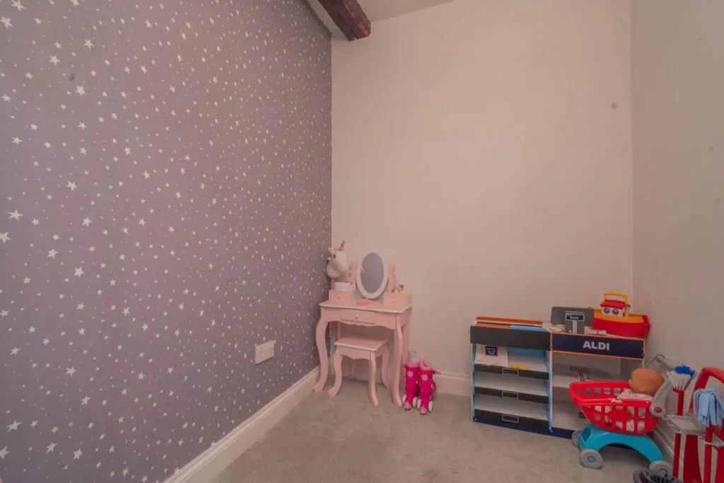 108 High Street, Henley-in-Arden, West Midlands, B95 5BY - Online Auctions