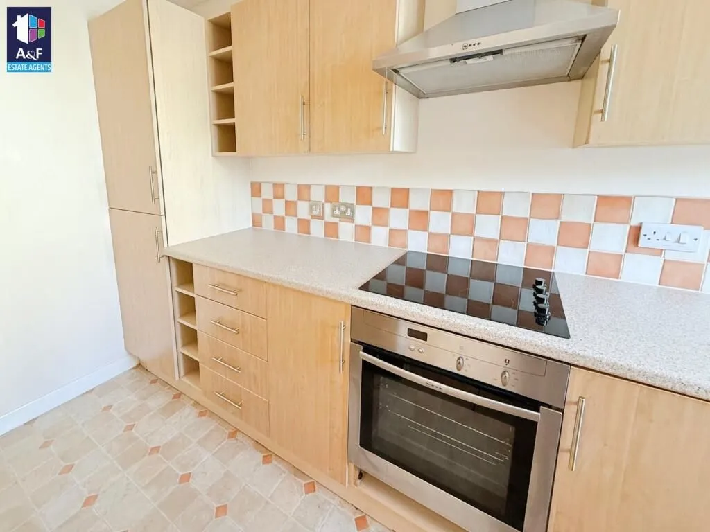 Burnham-on-Sea, Somerset, TA8 2BN - Online Auctions