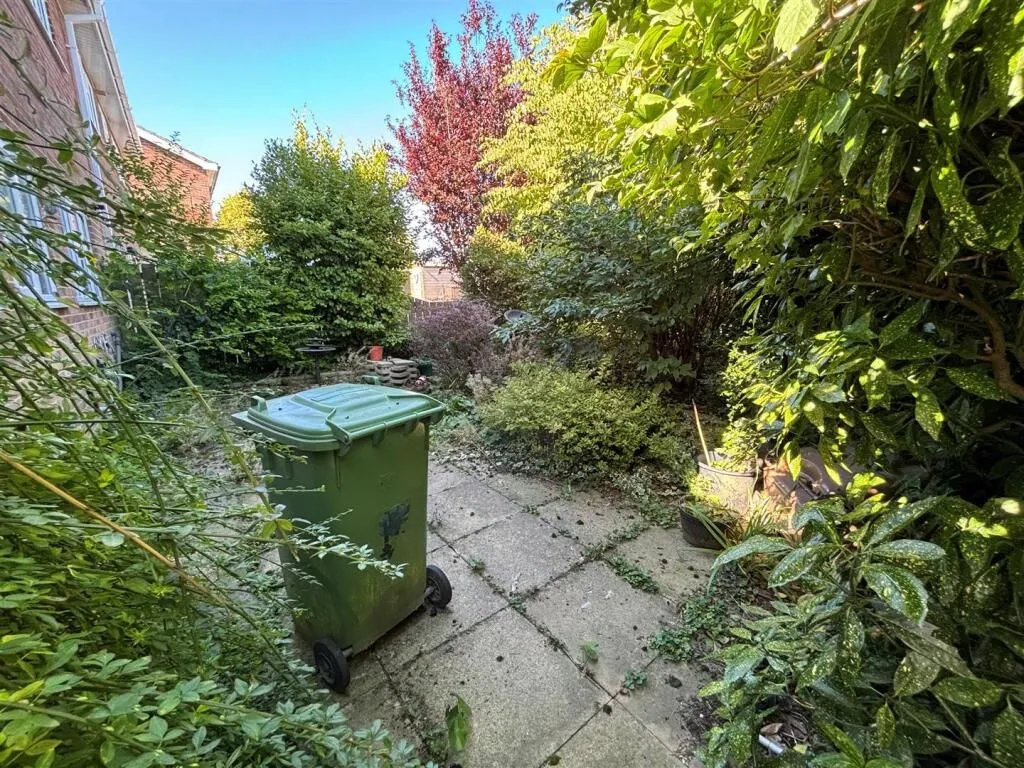Bridlington, North Humberside, YO16 6JA - Online Auctions