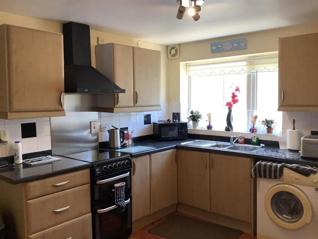 Hornsea, North Humberside, HU18 1JQ - Online Auctions