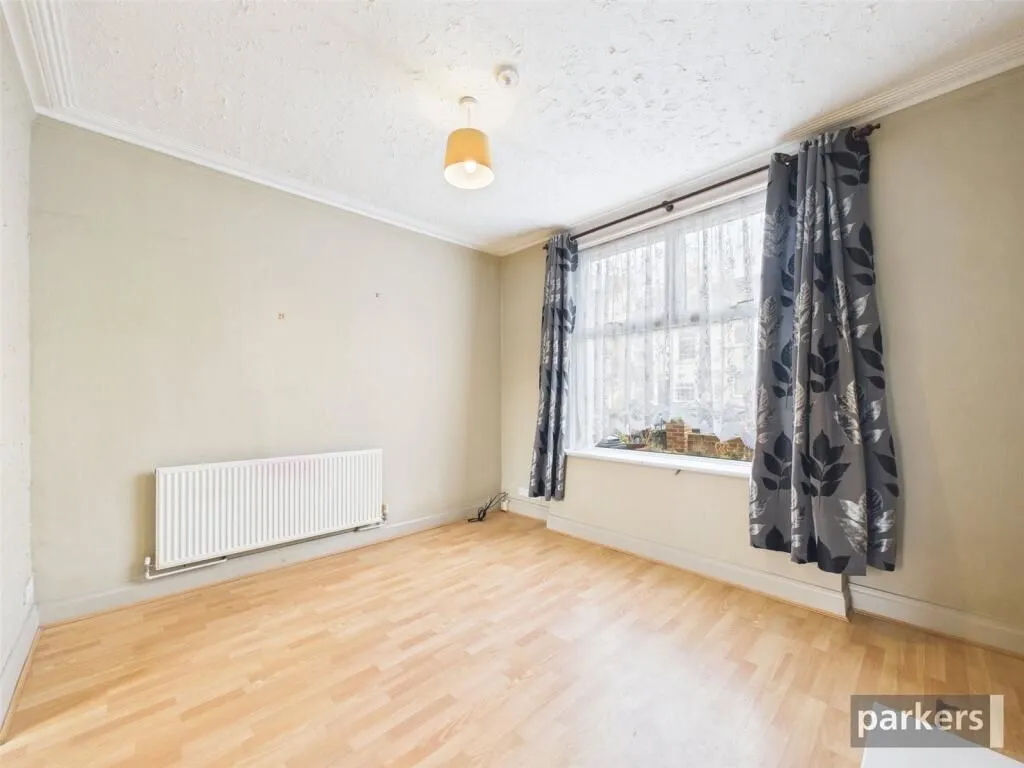 Reading, Berkshire, RG1 4RT - Online Auctions