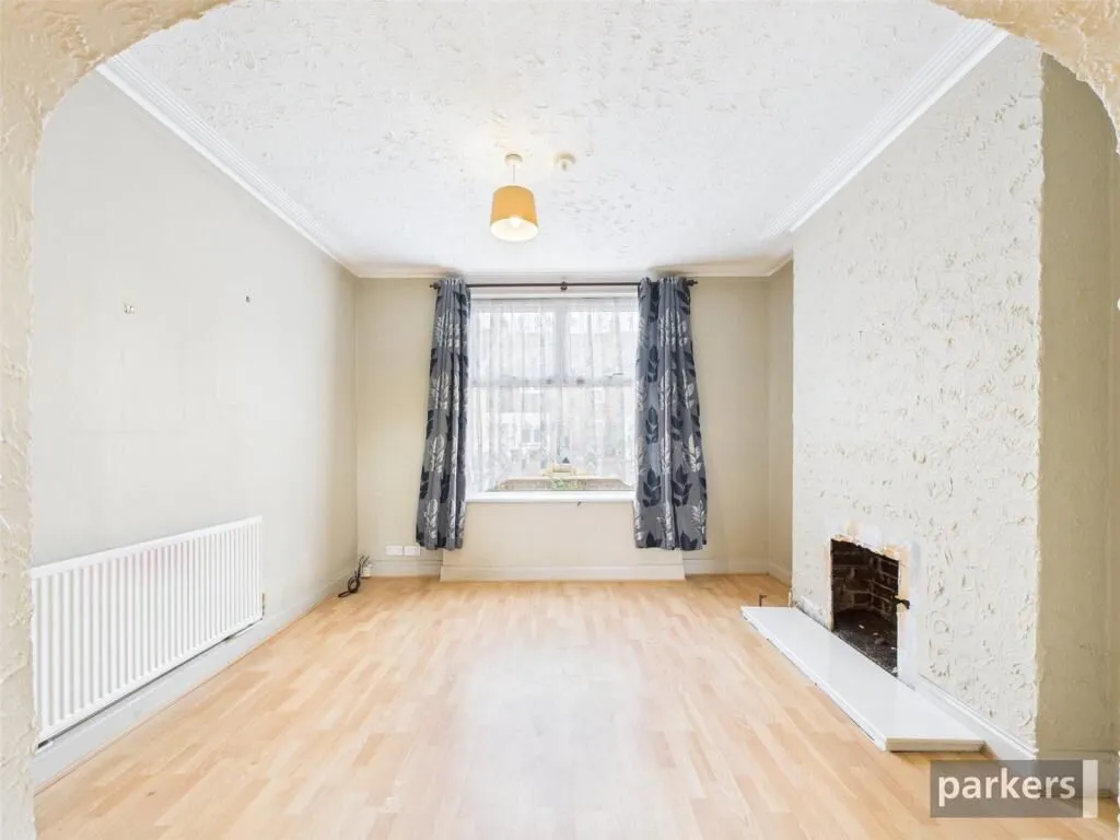 Reading, Berkshire, RG1 4RT - Online Auctions