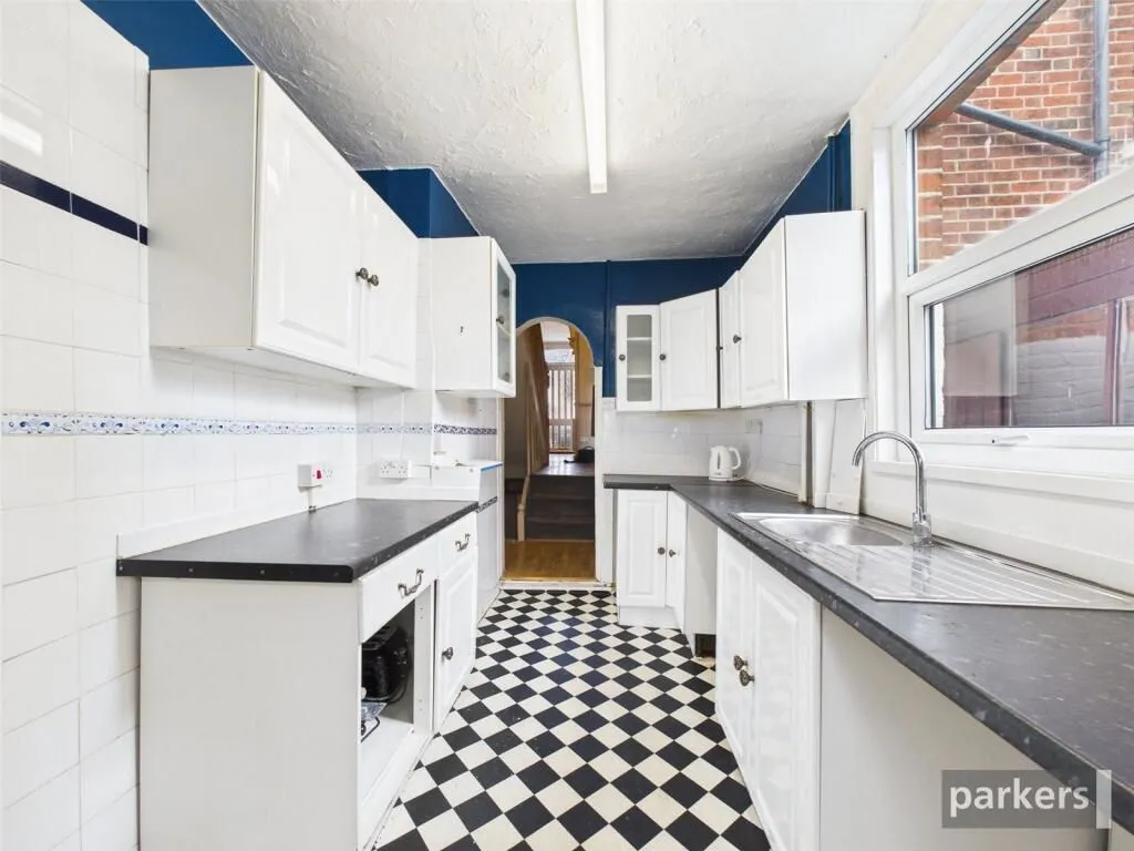 Reading, Berkshire, RG1 4RT - Online Auctions