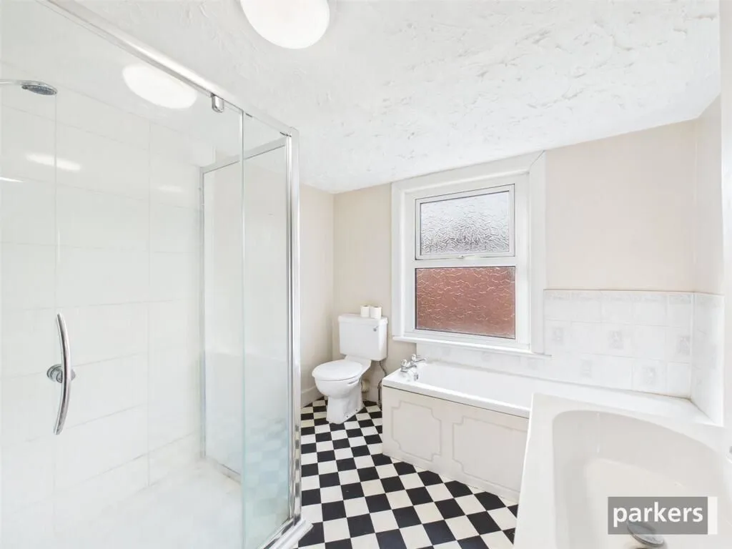 Reading, Berkshire, RG1 4RT - Online Auctions