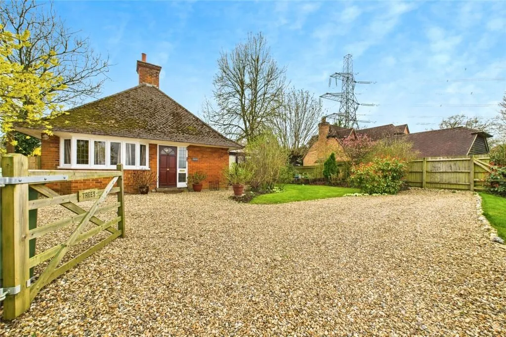 Bowden Green, Pangbourne, Reading, Berkshire, RG8 8JL - Online Auctions