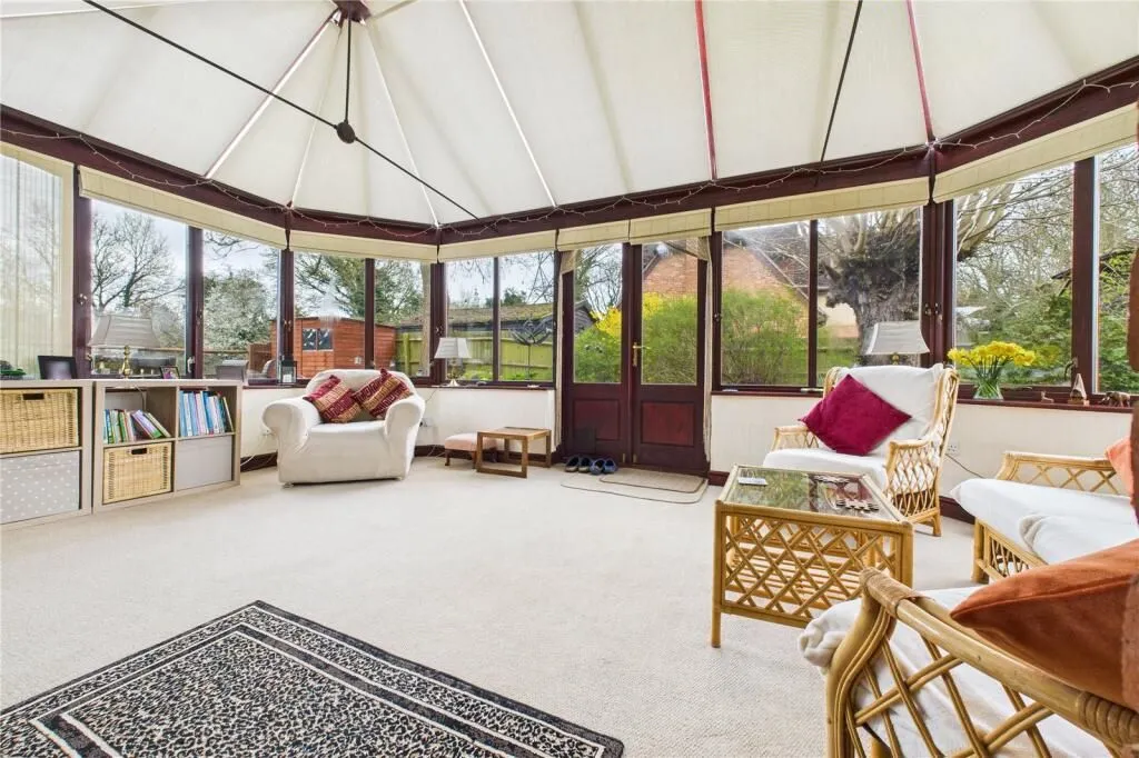 Bowden Green, Pangbourne, Reading, Berkshire, RG8 8JL - Online Auctions