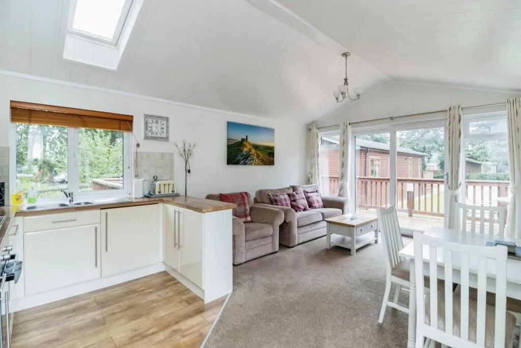 Tavistock Road, Okehampton, Devon, EX20 4LR - Online Auctions