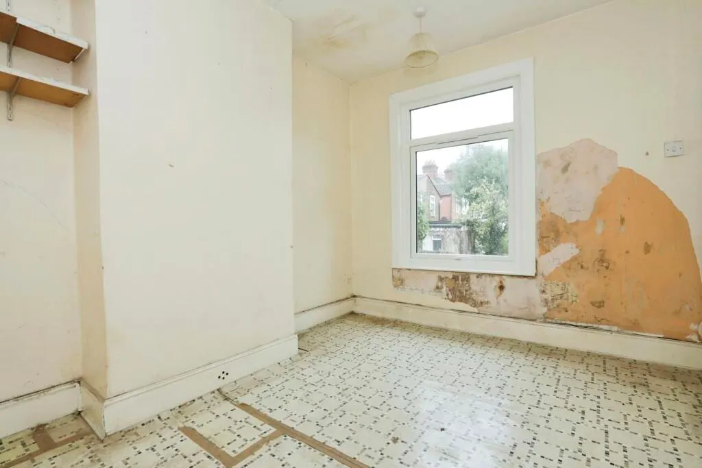 Ipswich, Suffolk, IP4 2HR - Online Auctions