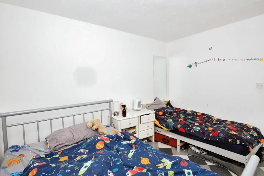 Manchester, Lancashire, M15 6AH - Online Auctions