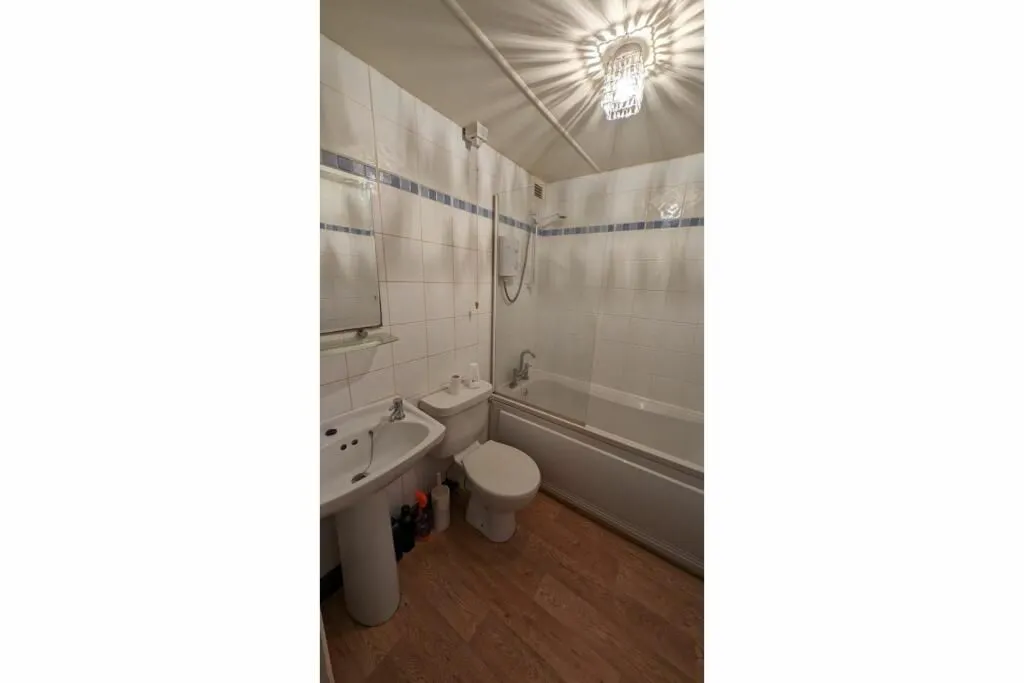 Berwick Road, Shrewsbury, Shropshire, SY1 2LT - Online Auctions