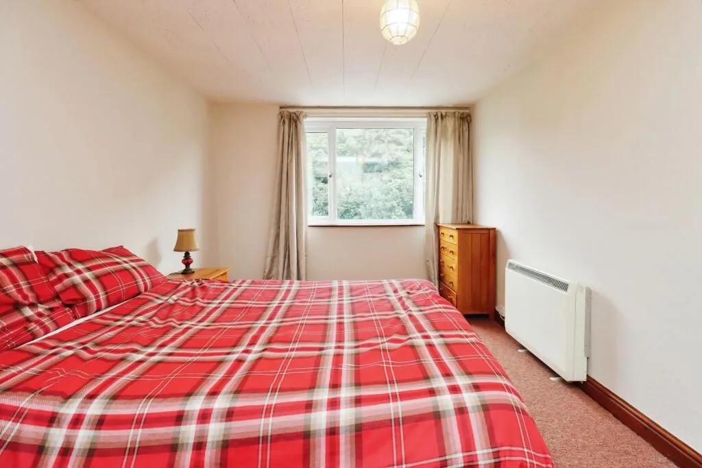 Berwick Road, Shrewsbury, Shropshire, SY1 2LT - Online Auctions
